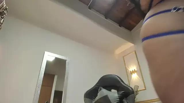 luccia_smith from StripChat