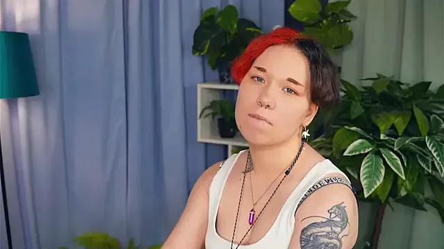 LucettaBottrell webcams show profile image 