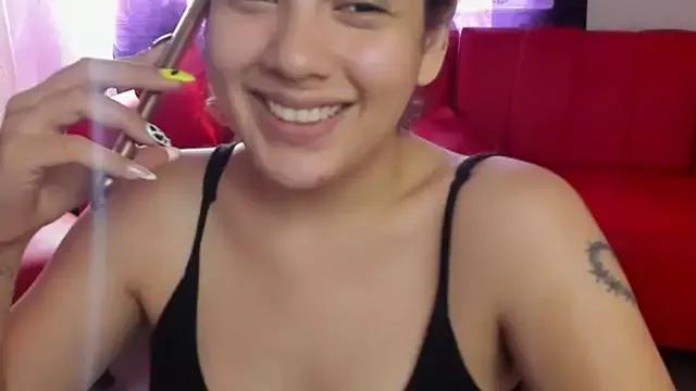 Luci_Amore from StripChat is Freechat