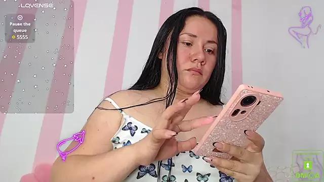 Luci_flores from StripChat is Freechat