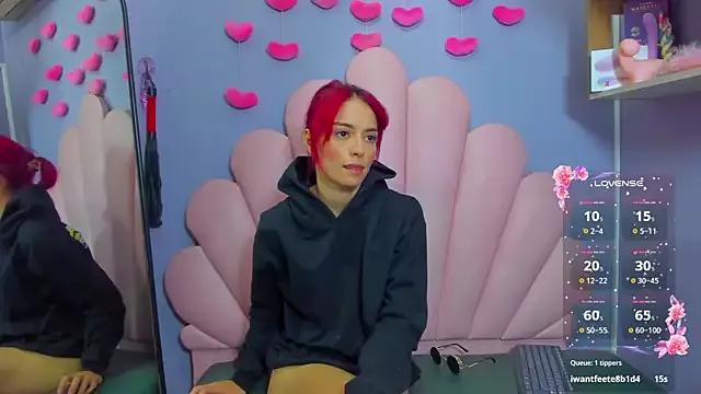 luci_miller from StripChat is Freechat