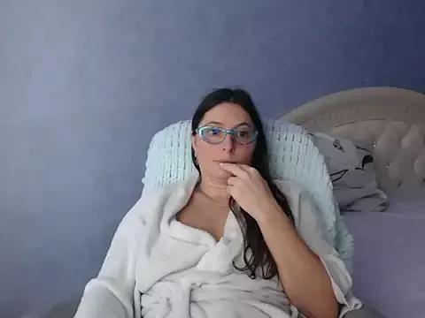 LuckyLisa23 from StripChat is Freechat