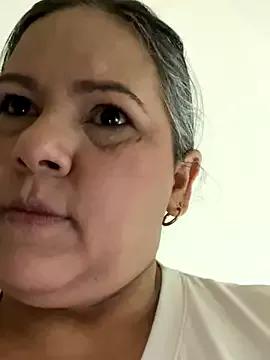 Lucy_Milf_474 from StripChat is Freechat