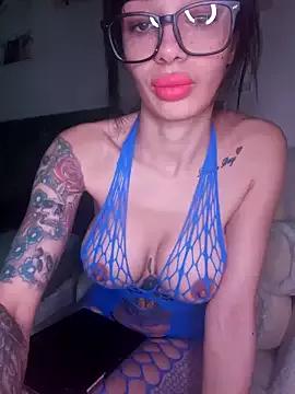 LucyMiax from StripChat is Freechat