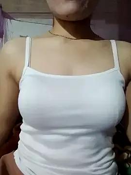 LucyyLy webcams show profile image 