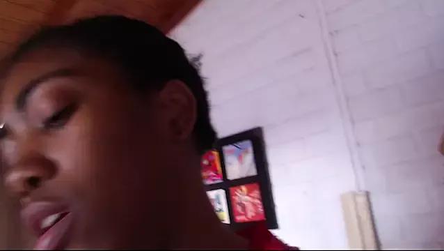 lucyymaximo from StripChat is Freechat