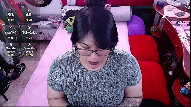 Lufek23 webcams show profile image 