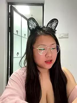 Lulu-Baby33 from StripChat is Freechat