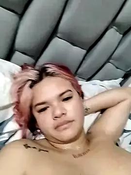 Lulu-Red from StripChat is Freechat