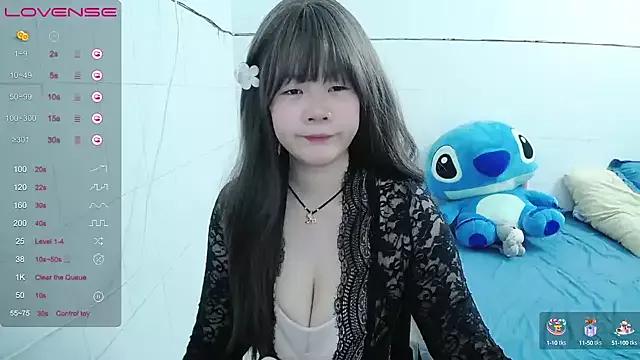 LULU1818 from StripChat
