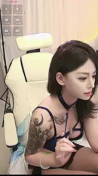 lulu5211 from StripChat