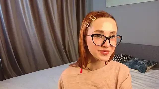 lulu_dallas from StripChat is Freechat