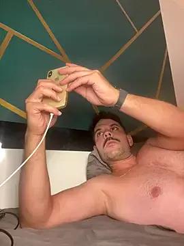 Lulu_moustache from StripChat is Freechat