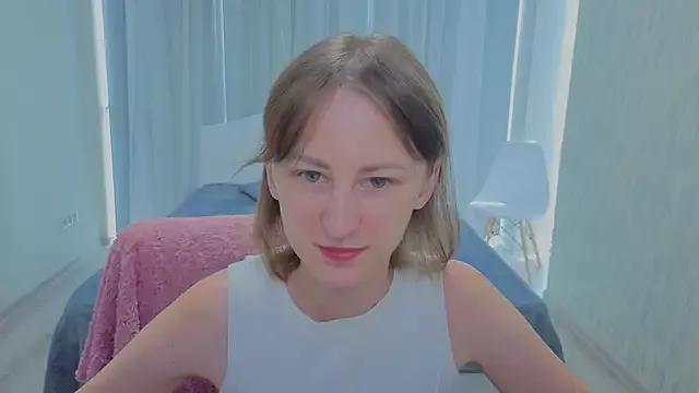 LuluChiiii from StripChat