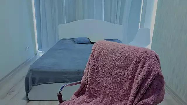 LuluChiiii from StripChat