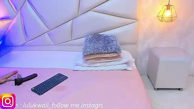 lulukawai16 from StripChat
