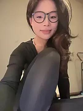 Photos of LuLuNaNa11 from StripChat is Freechat