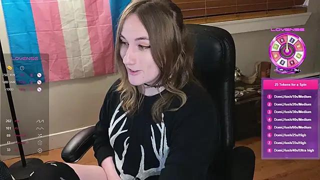 luluvaladon from StripChat