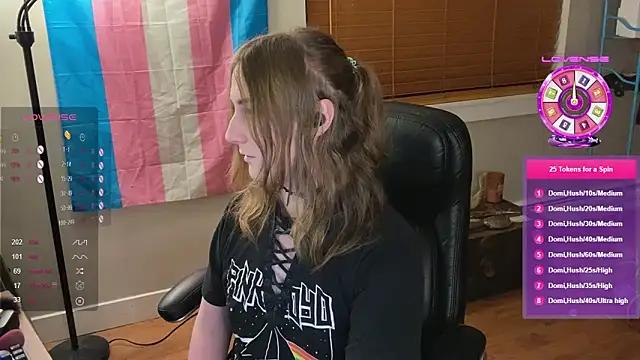 luluvaladon from StripChat