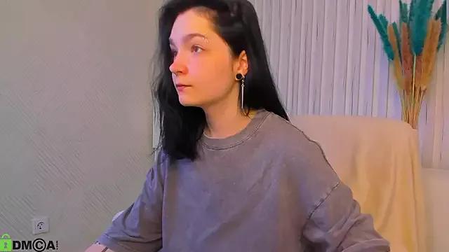 Luna-Moon from StripChat is Freechat