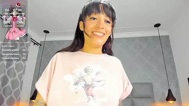 Luna_Bella3 from StripChat is Freechat