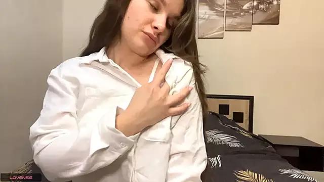 Luna_Blossom from StripChat is Freechat