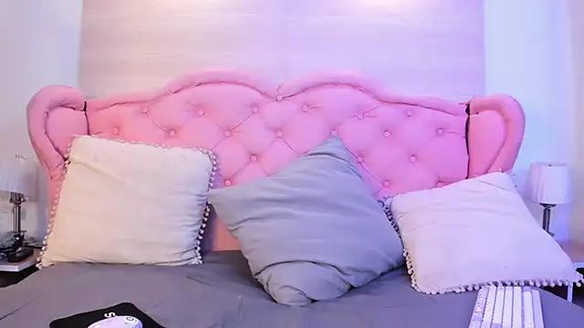 Luna_bm_ from StripChat is Freechat