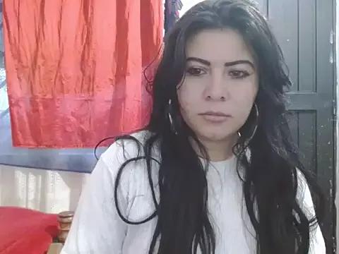 Luna_Indiaa from StripChat is Freechat