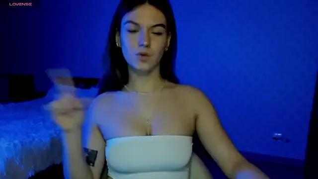 luna_lust_212 from StripChat is Freechat