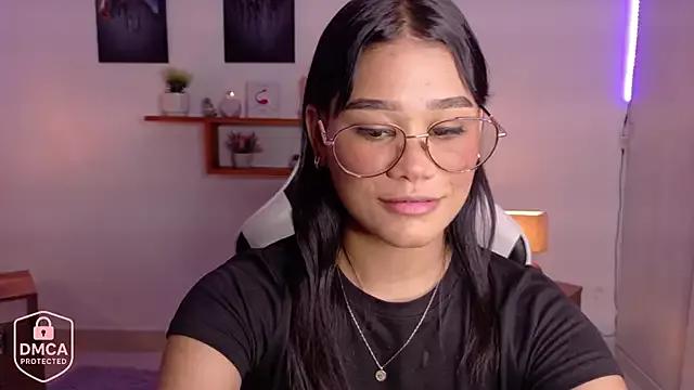 Luna_sofia_1110 from StripChat is Freechat