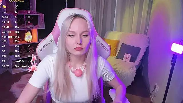 LunaAshes webcams show profile image 