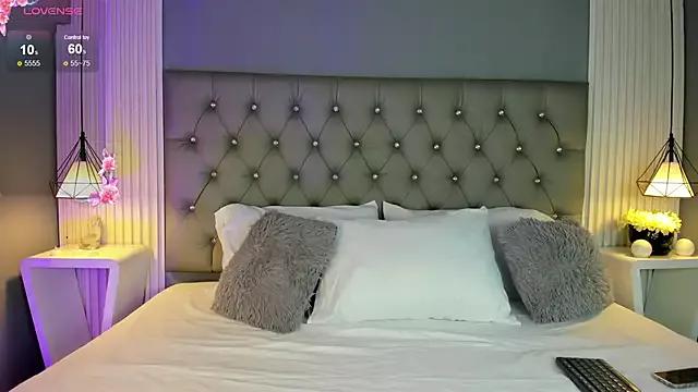 LunaBloomn from StripChat is Freechat