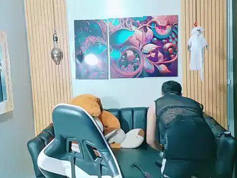 Lunabustygirl webcams show profile image 