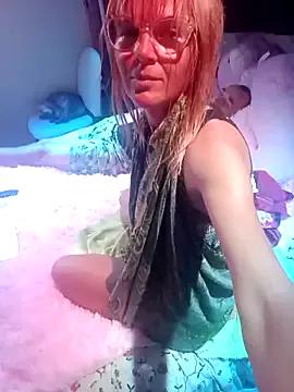 LunaNatural from StripChat is Freechat