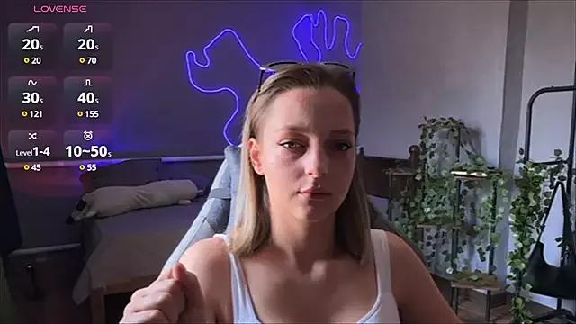 LunaShelter webcams show profile image 