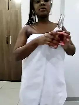 LUNAx02 from StripChat is Freechat