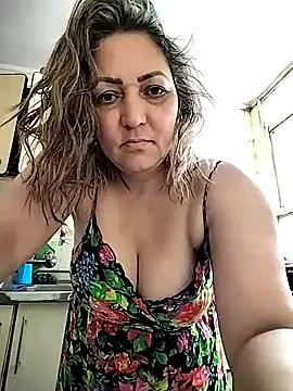 Lunita86 on StripChat