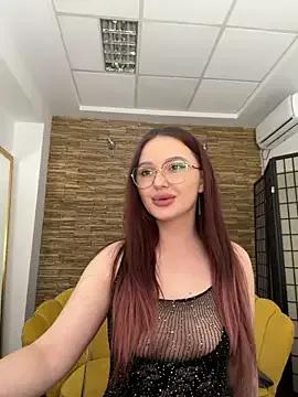 Lunna_Squirt from StripChat is Freechat