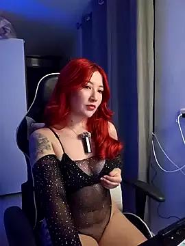 lunnaa_ from StripChat