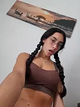 Lupitaaxxx webcams show profile image 