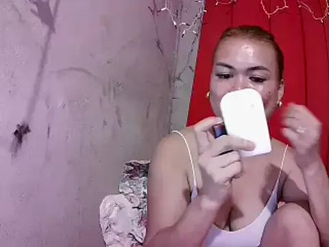 lusty_babe25 from StripChat is Freechat