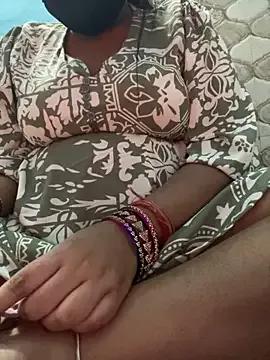 lusty_kaira from StripChat is Freechat