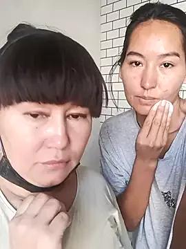 Luu-Lii777 from StripChat