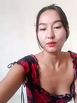 Luu-Lii777 from StripChat