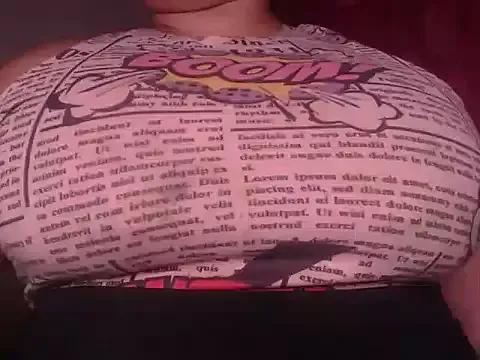 luunaa_milk from StripChat