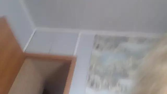 luxurious_star from StripChat