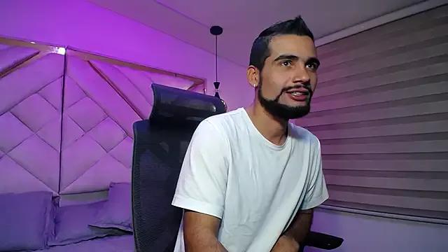 luxurycoupl from StripChat