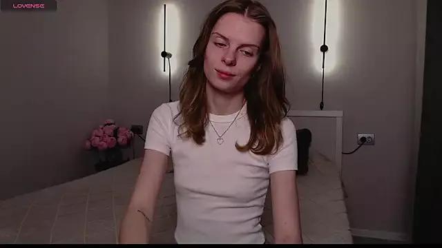ly_lydia from StripChat