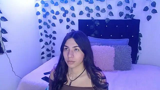 Lyaa_Cute from StripChat