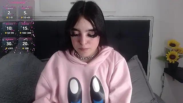 Lyane_xx webcams show profile image 